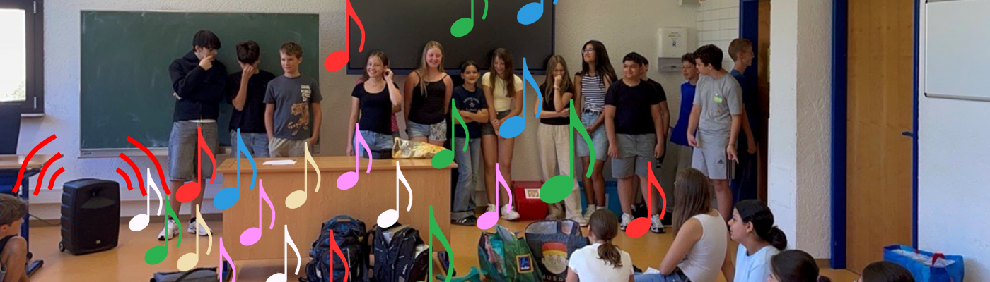 Vorführung des Rap-Songs der 2c in der Klasse 3b